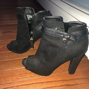 Sam & Libby Booties. Worn once.